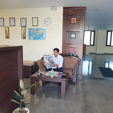 Hotel Sheerha Royal Residency-Near Jaipur Airport Extérieur photo