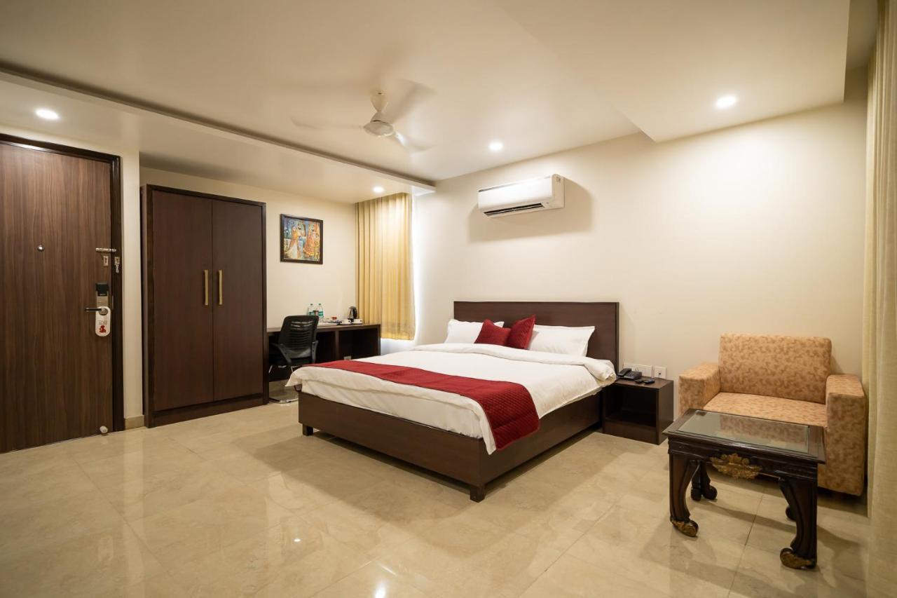 Hotel Sheerha Royal Residency-Near Jaipur Airport Extérieur photo