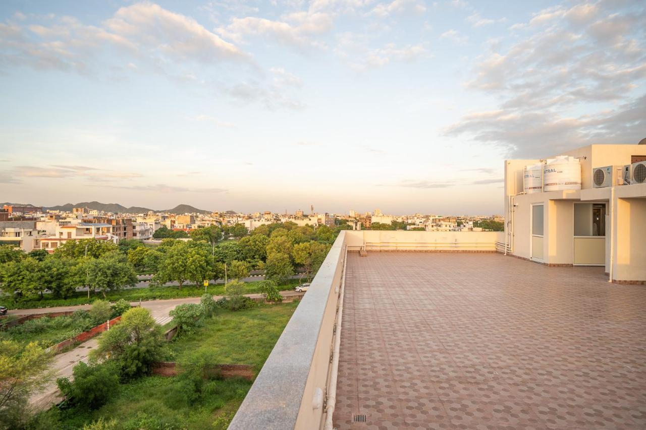 Hotel Sheerha Royal Residency-Near Jaipur Airport Extérieur photo